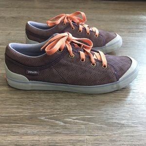 Teva Freewheel Purple Sneakers with Orange Laces